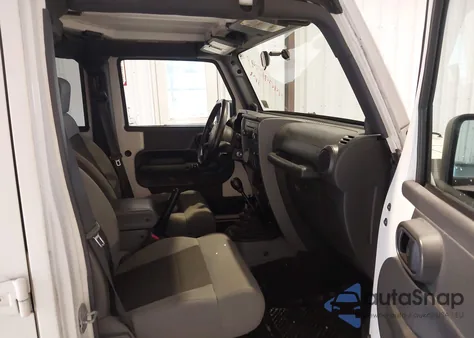 2009 Jeep Wrangler Unlimited X z USA, uszkodzony, nr VIN 1J4GA391X9L727127